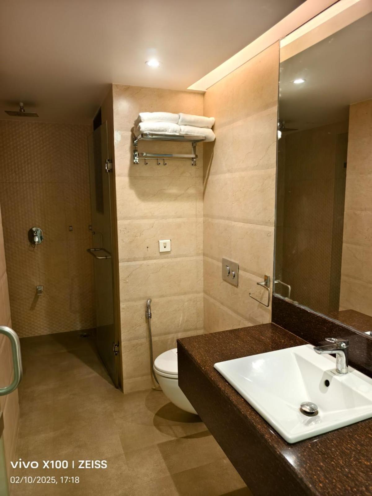 Hotel Dakshin Grandeur Navi Mumbai Ngoại thất bức ảnh