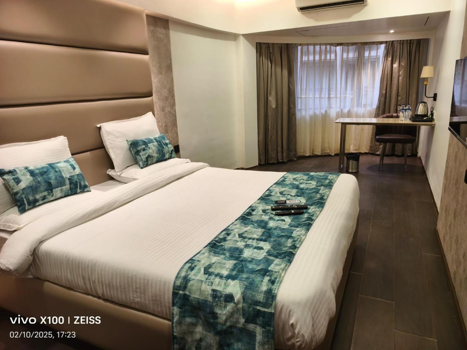 Hotel Dakshin Grandeur Navi Mumbai Ngoại thất bức ảnh