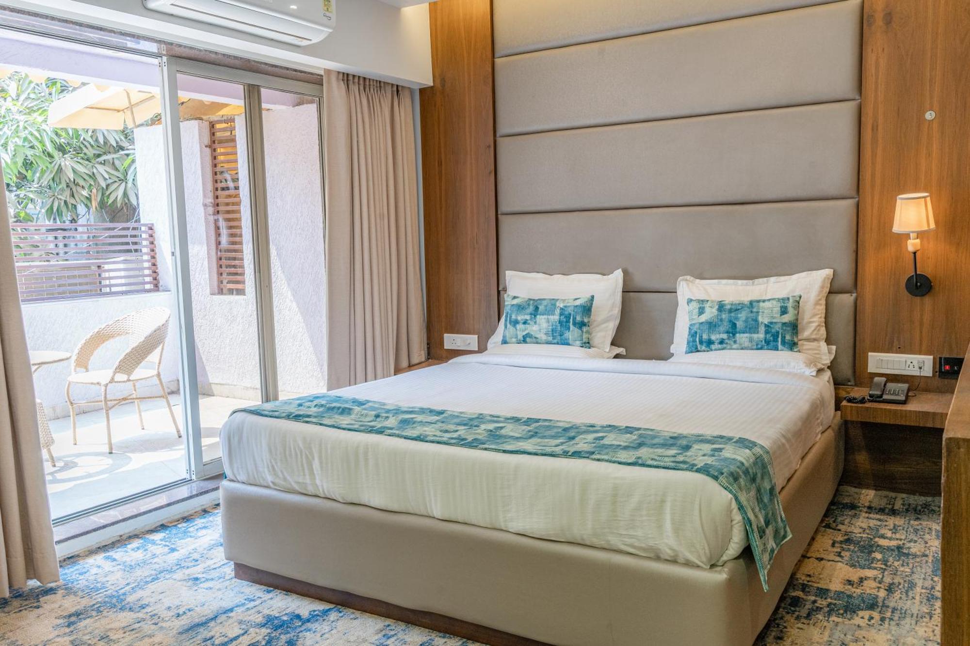 Hotel Dakshin Grandeur Navi Mumbai Ngoại thất bức ảnh